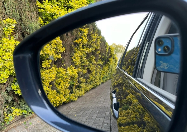 Chrysler Pacifica cena 139500 przebieg: 58500, rok produkcji 2021 z Człuchów małe 326